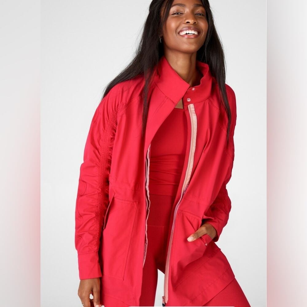 Fabletics Giana Jacket II Red Persimmon Water Resistant Size Large